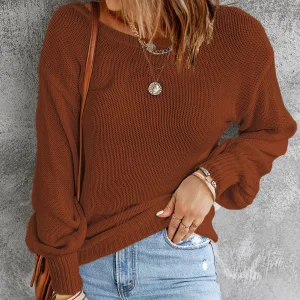 Pull découpé au dos avec épaules tombantes