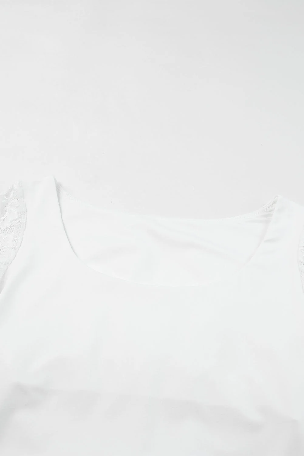 Body carré à manches en dentelle – Image 9
