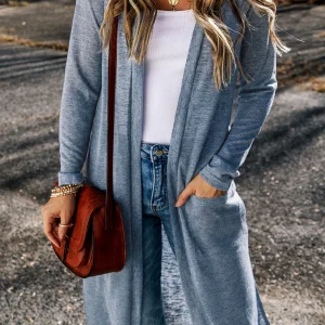 Cardigan long en tricot flammé bleu