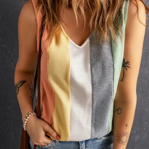 Débardeur en tricot gaufré à col en V