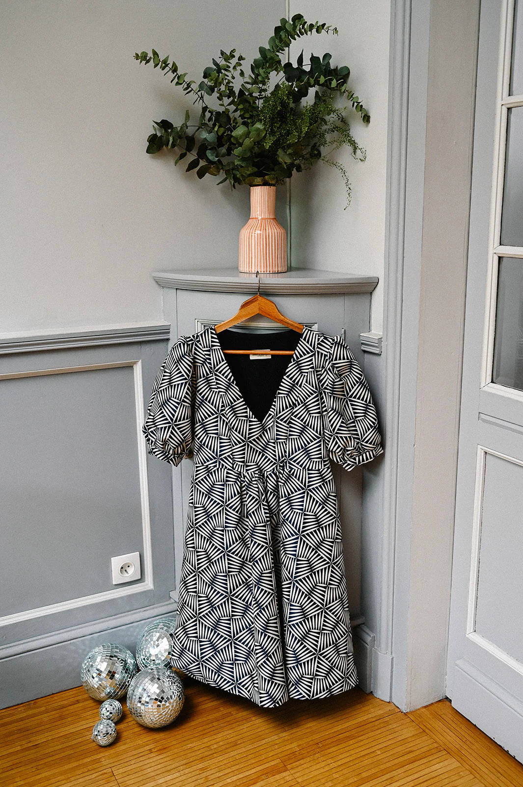 Location - Robe Madrague - Bleue marine – Image 2