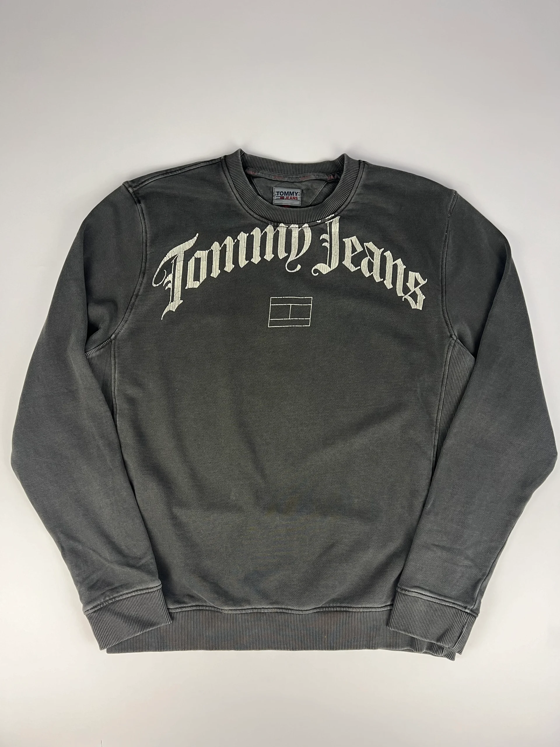 Tommy Hilfiger – Image 2