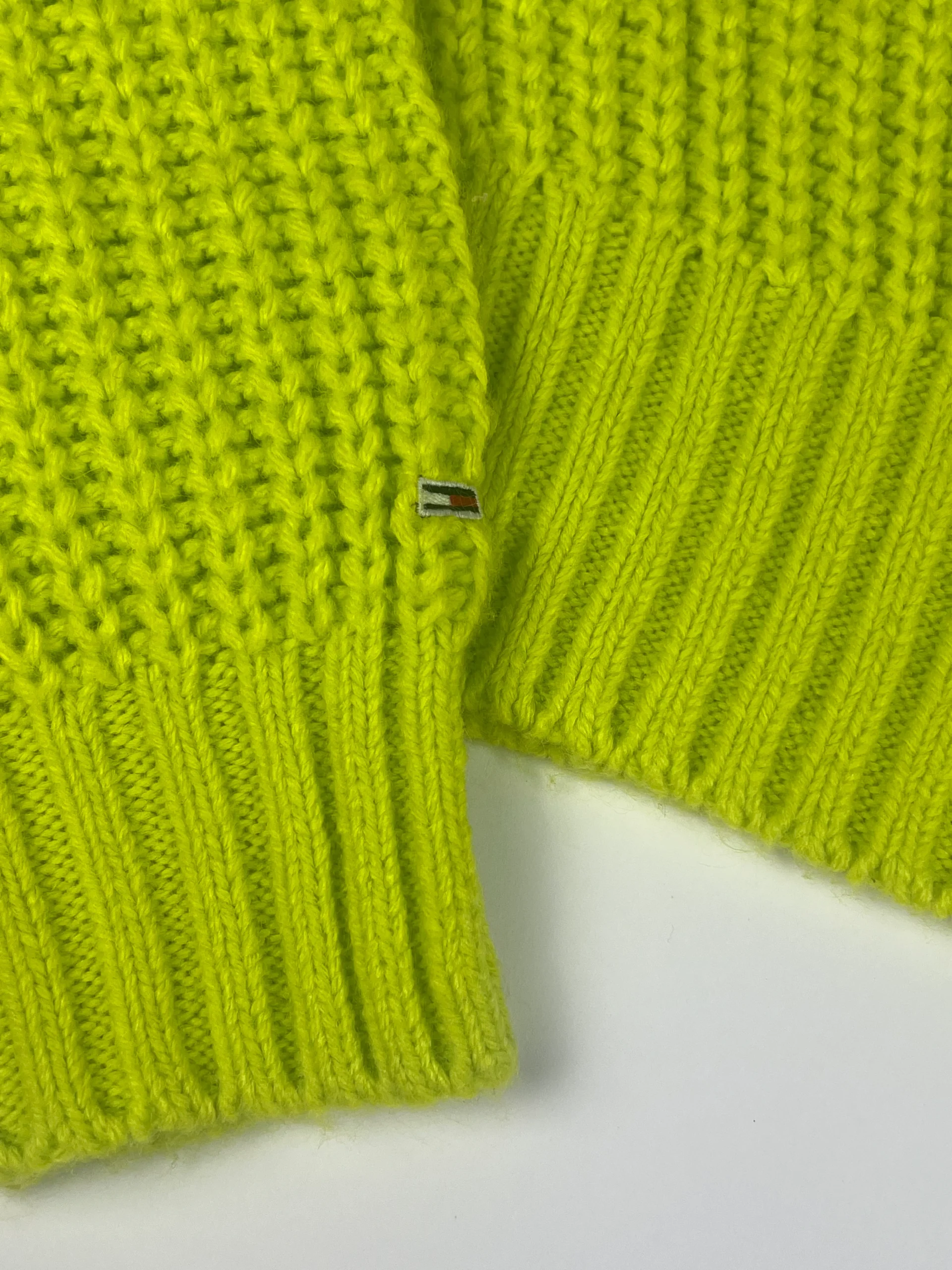 Tommy Hilfiger – Image 4