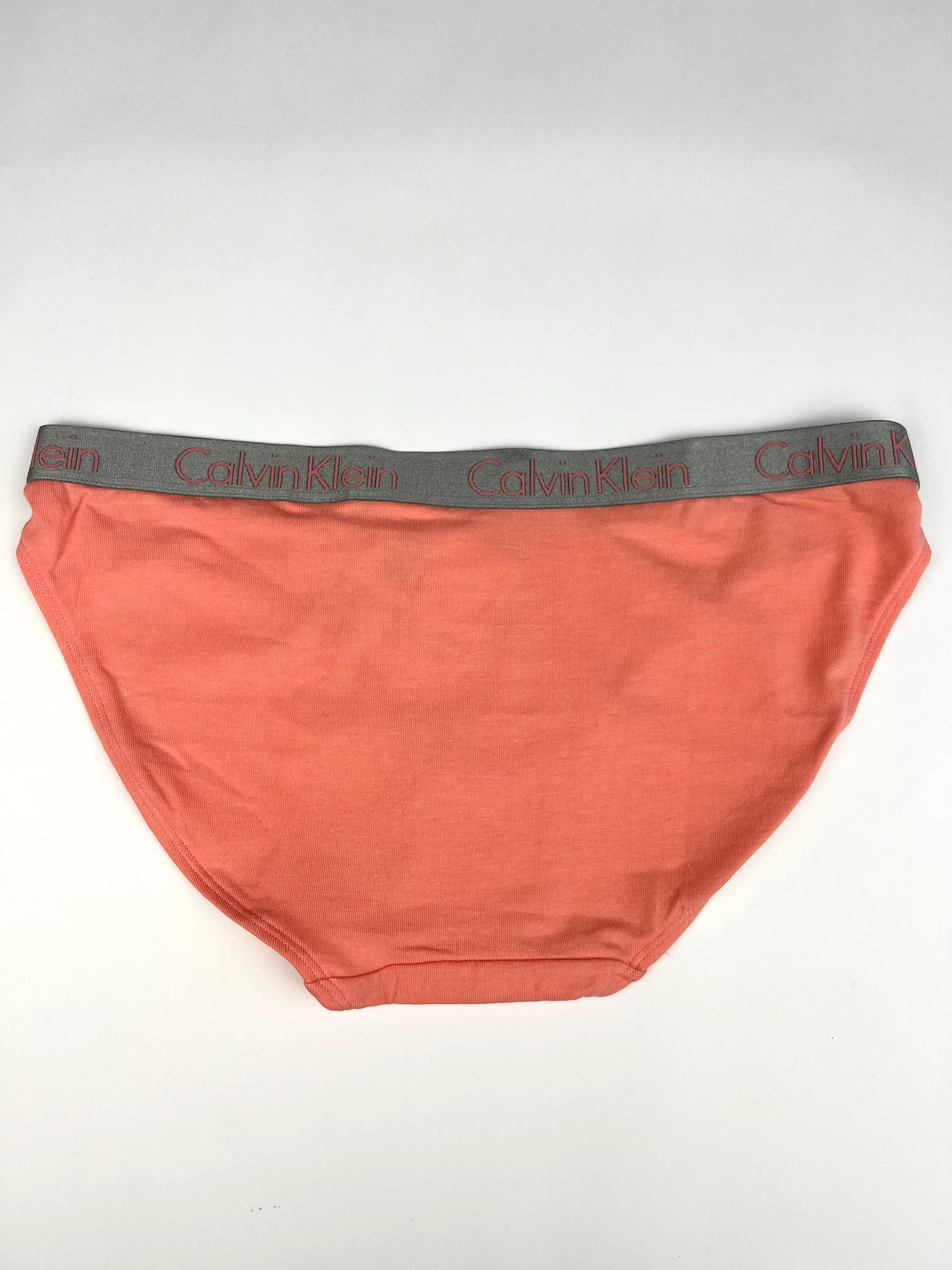 Calvin Klein – Image 3