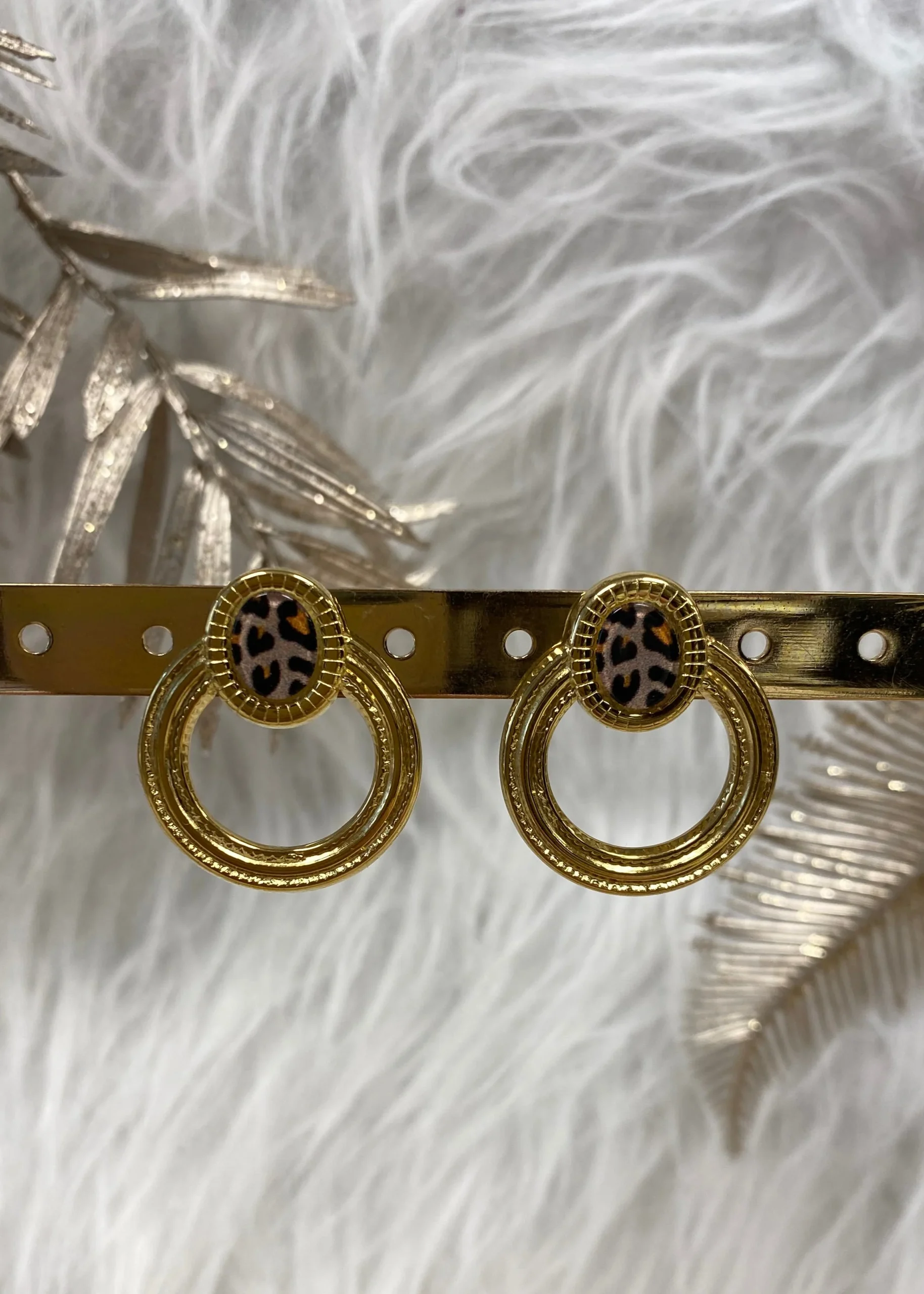 BOUCLES D'OREILLES CERCLE LEO – Image 2