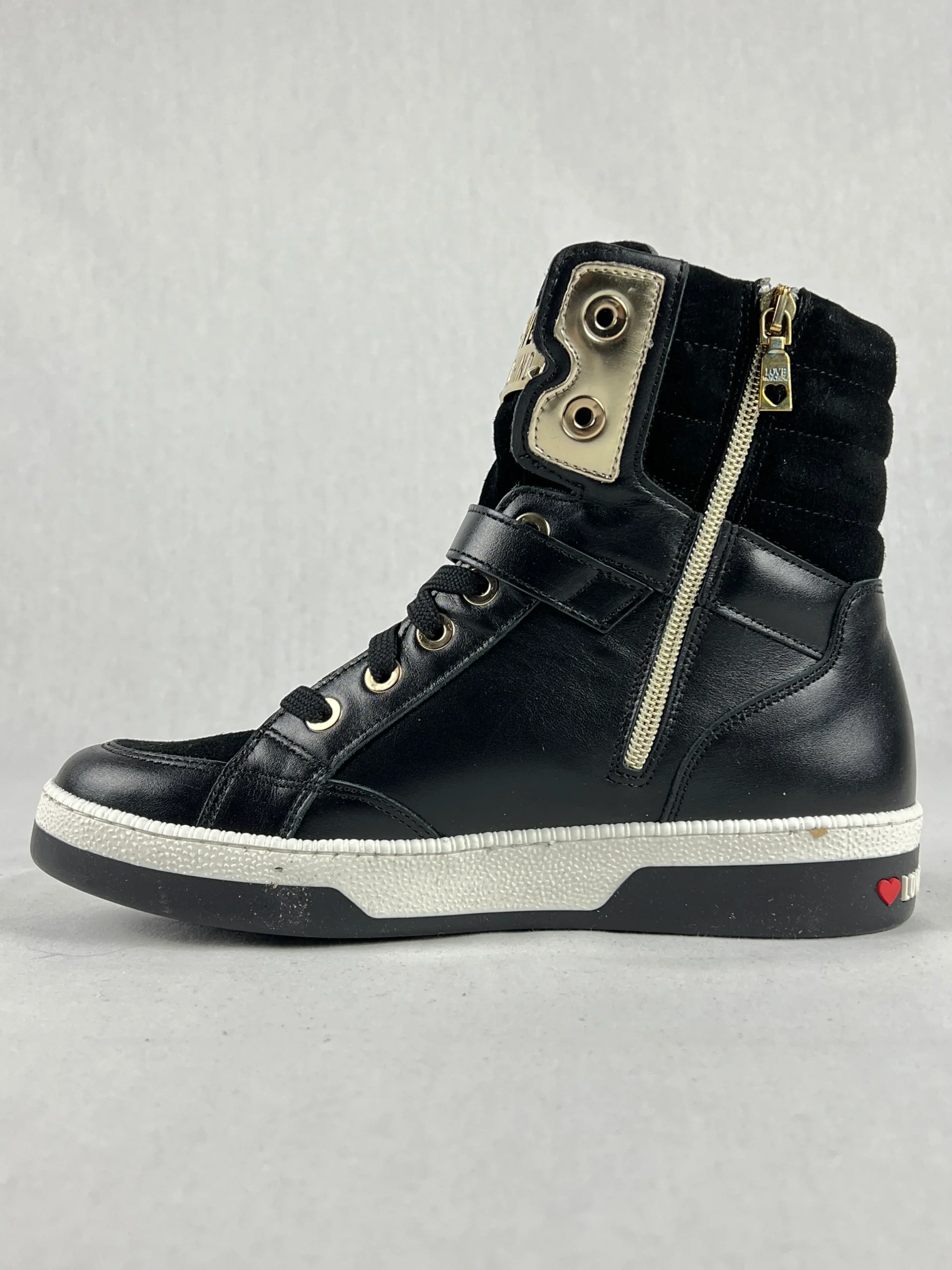 Love Moschino – Image 4