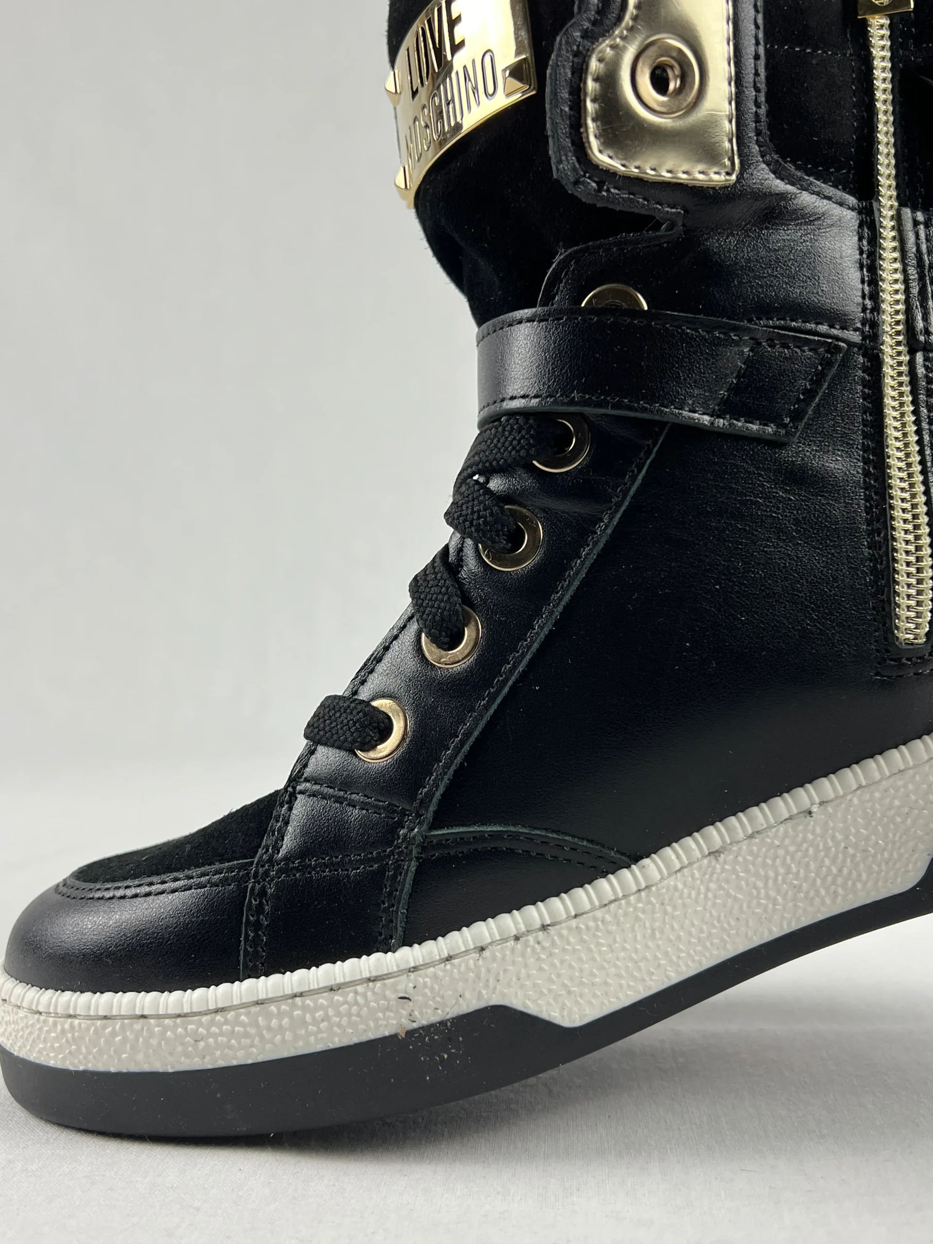 Love Moschino – Image 6