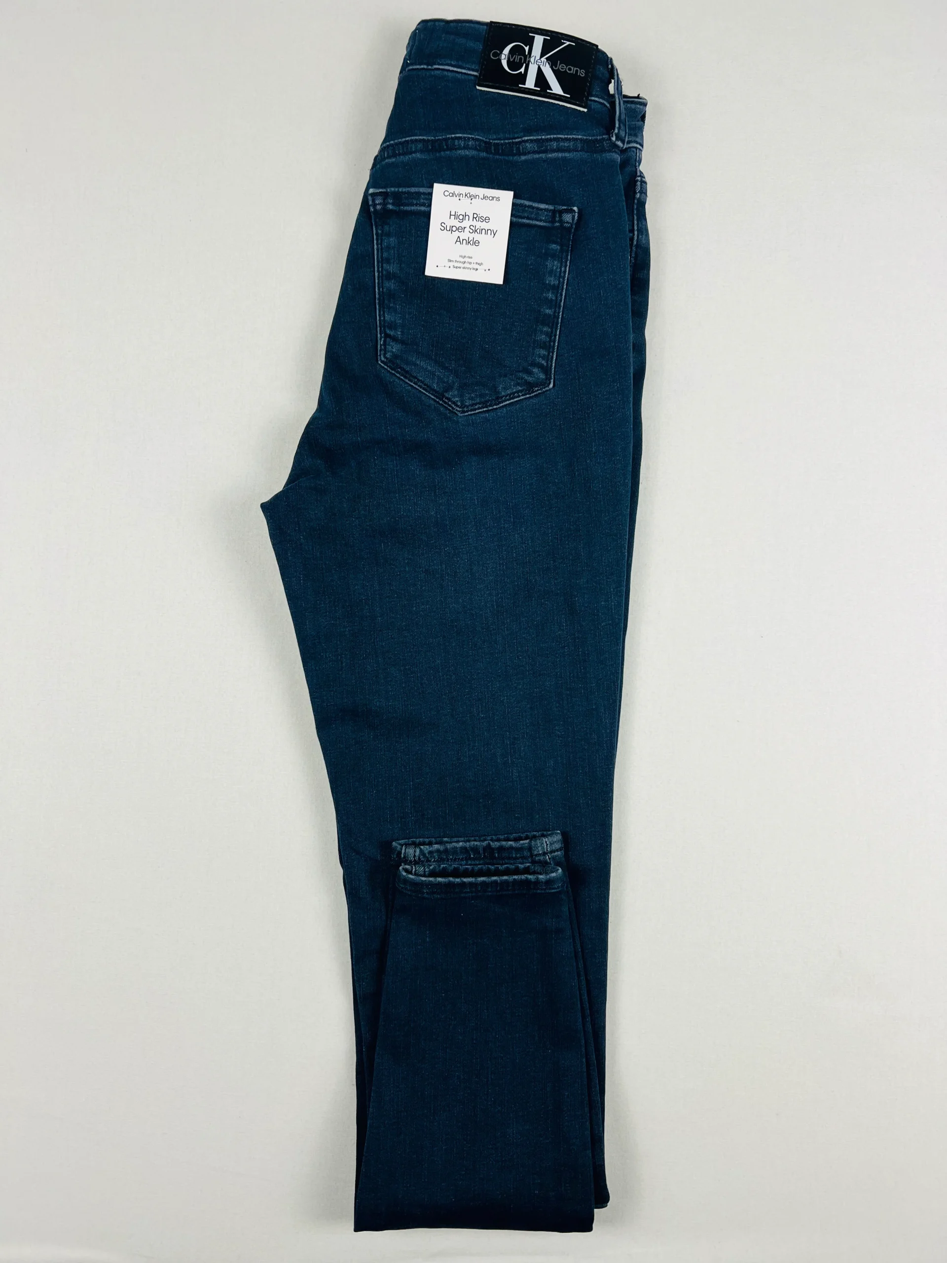 Calvin Klein – Image 2