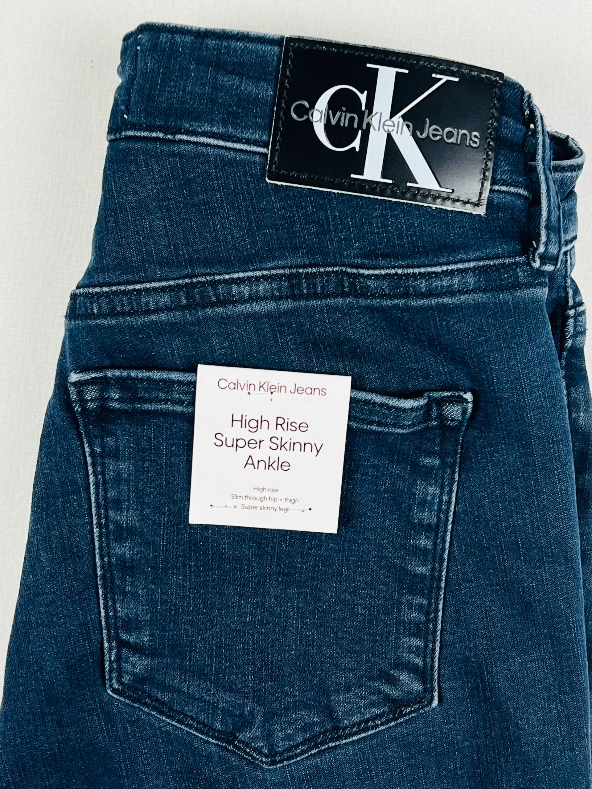 Calvin Klein – Image 6