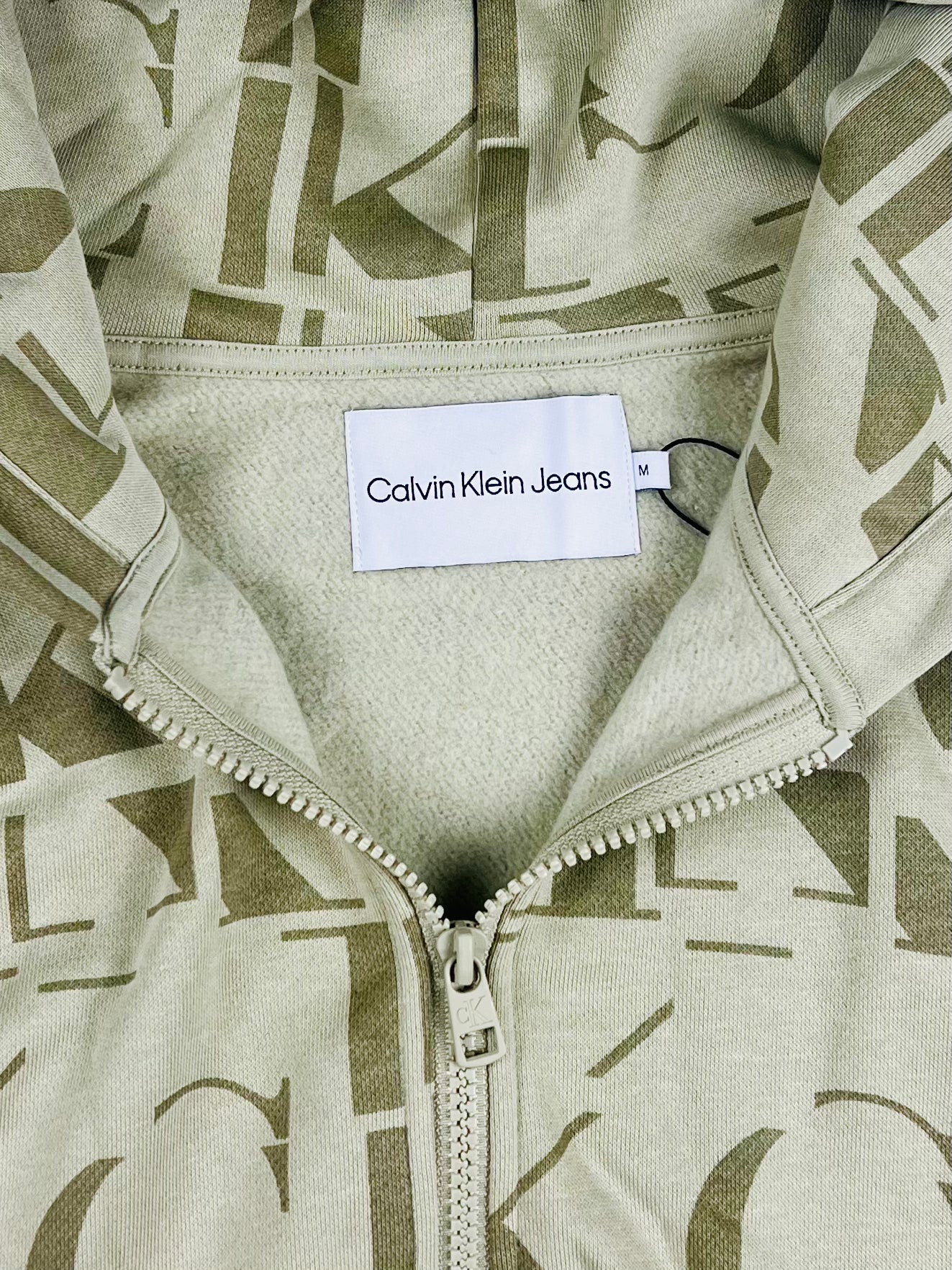 Calvin Klein – Image 4