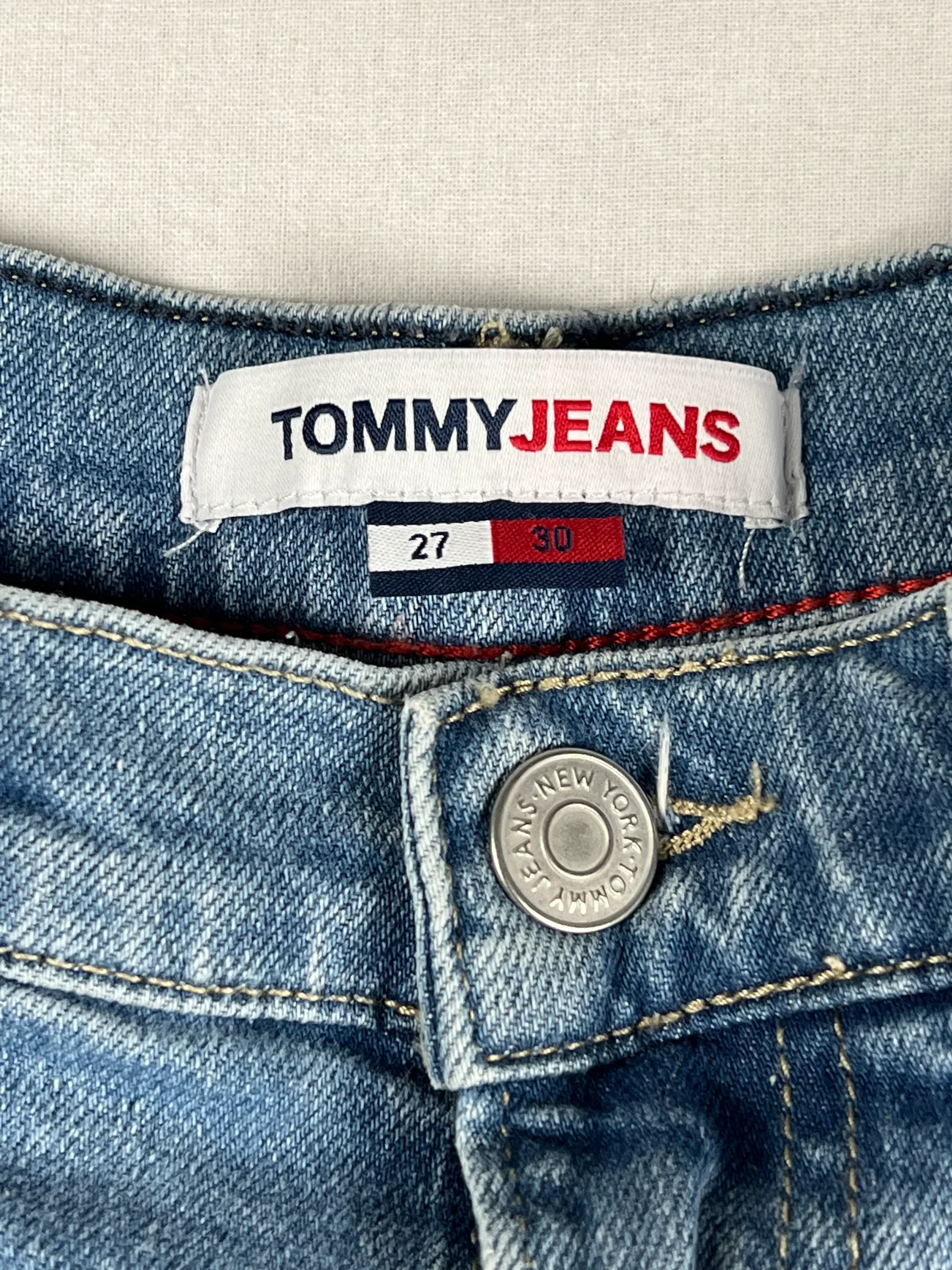 Tommy Hilfiger – Image 7