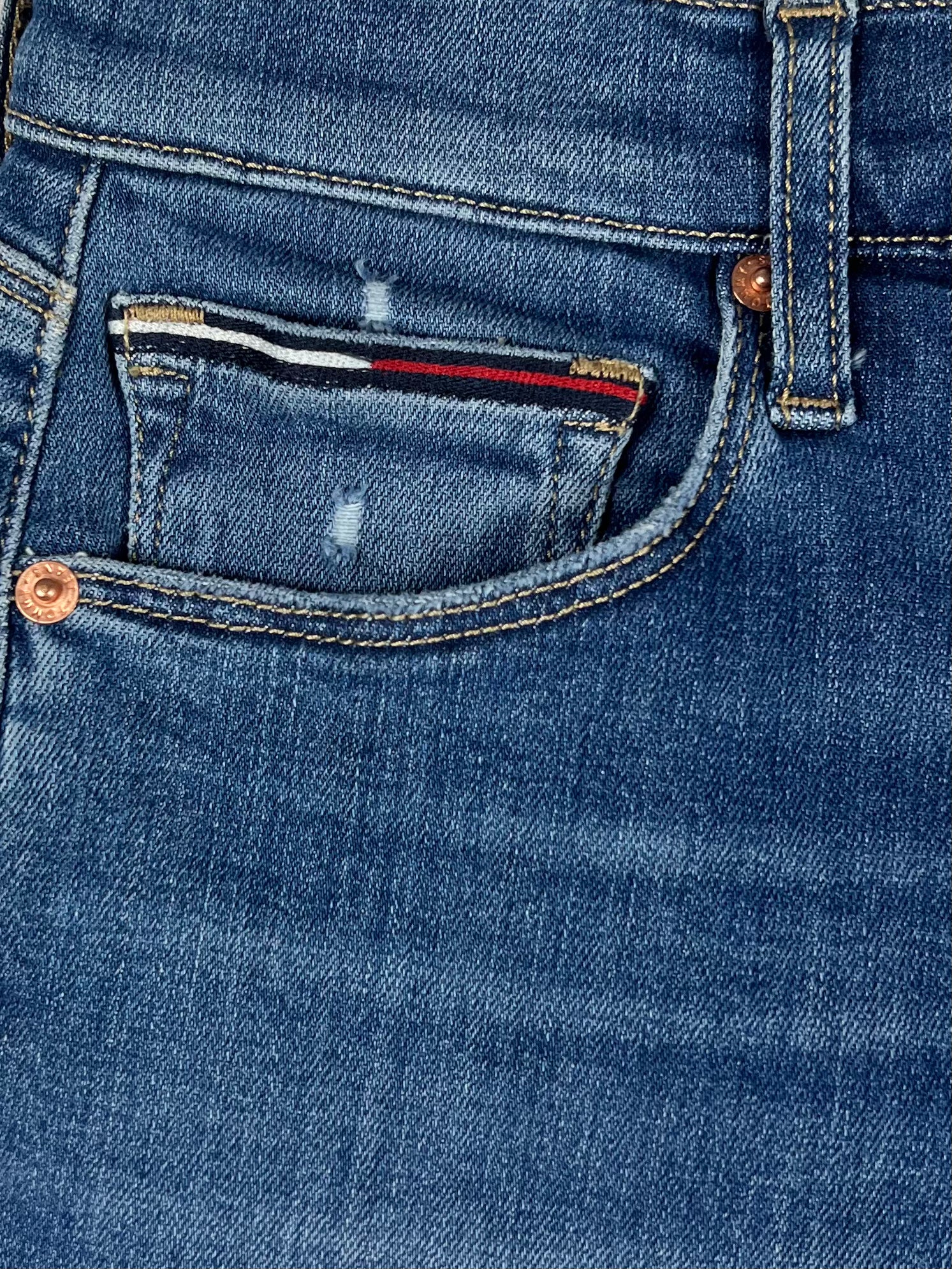 Tommy Hilfiger – Image 5