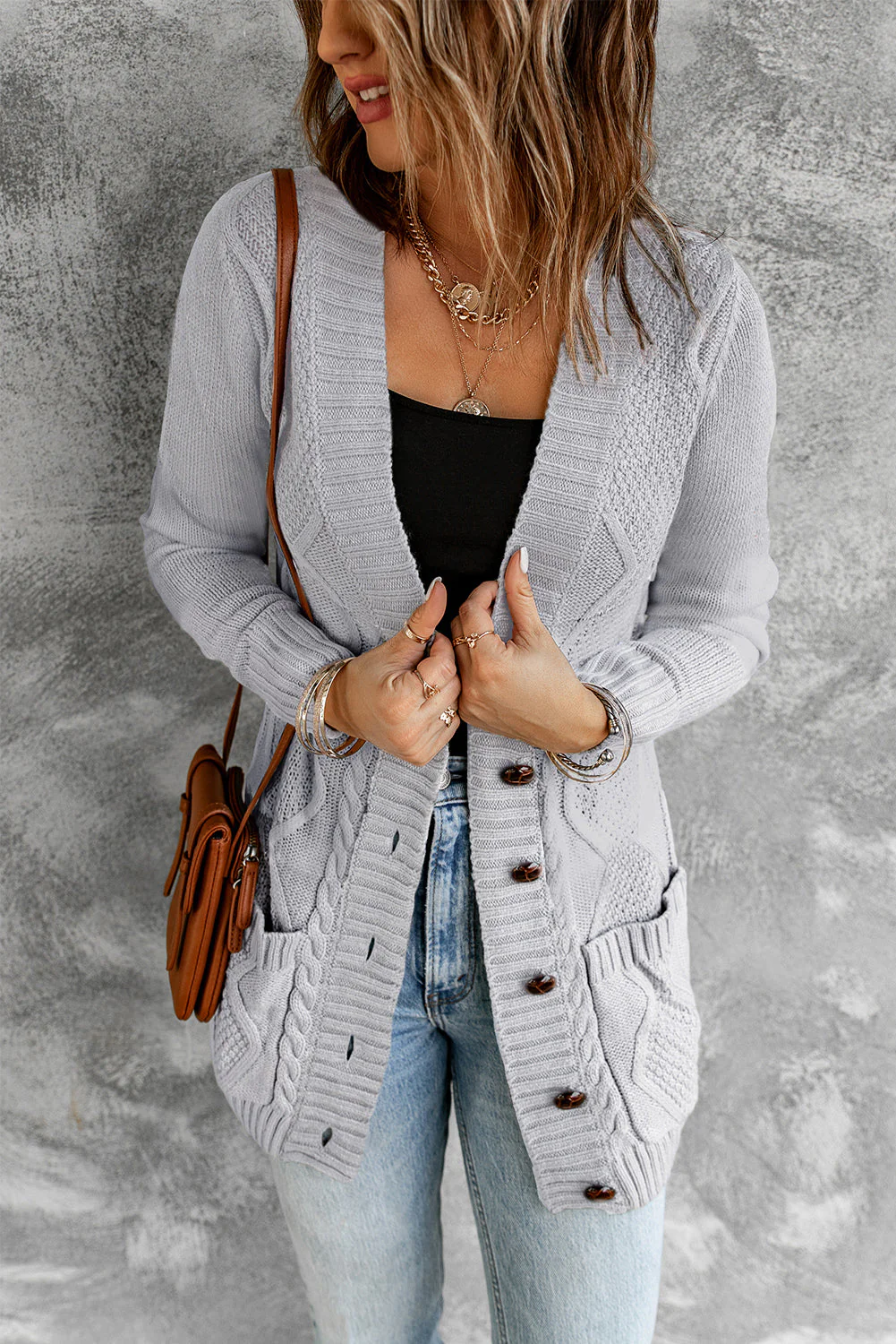 Cardigan avec poche avant et fermeture a boutons – Image 4