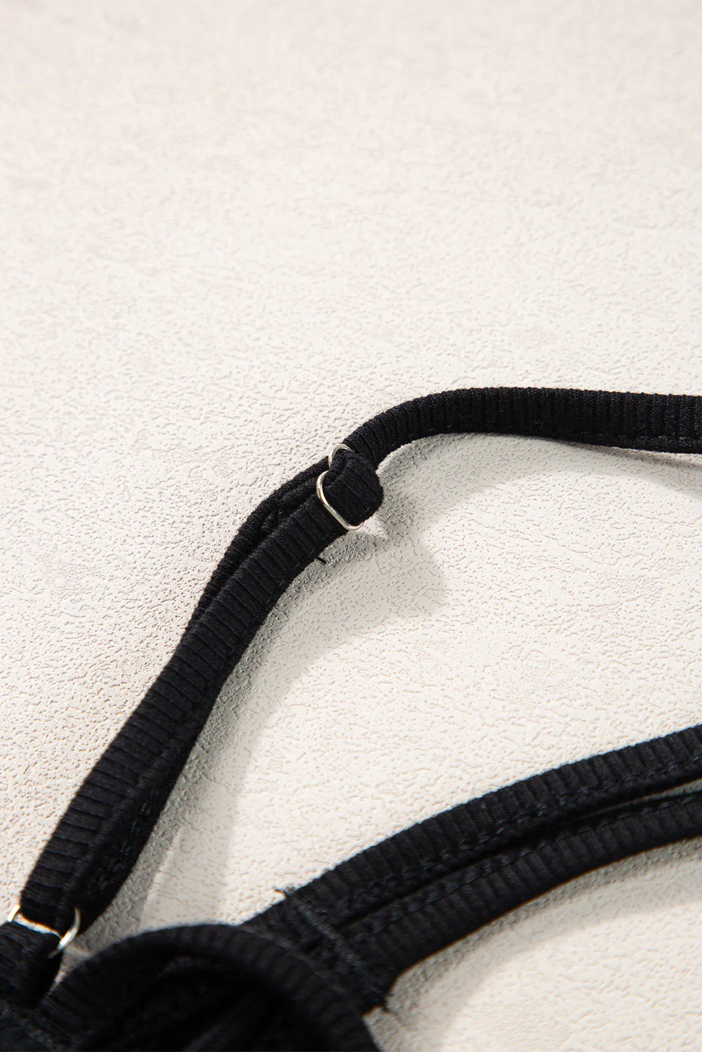 Débardeur à double bretelles et coutures apparentes – Image 6