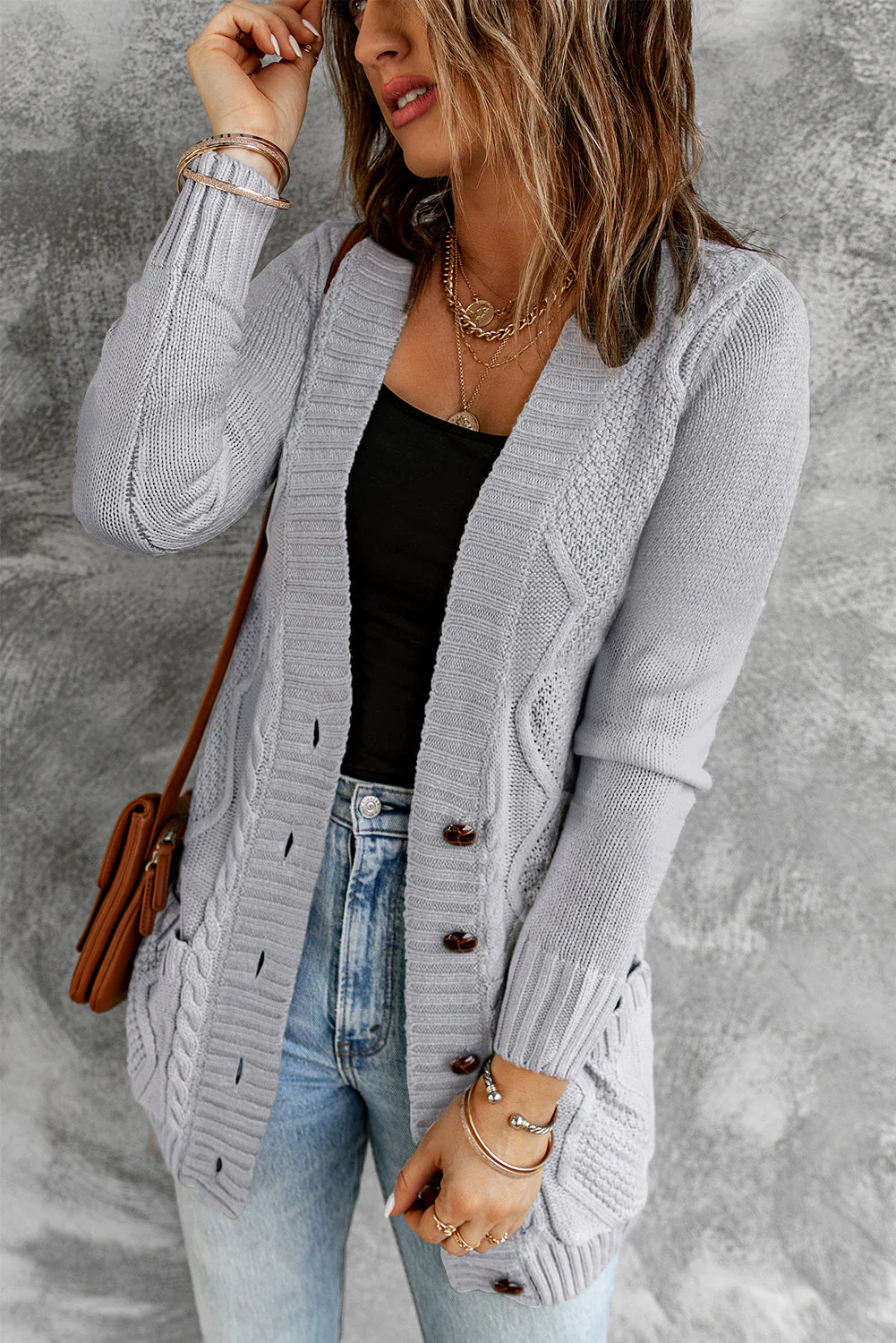 Cardigan avec poche avant et fermeture a boutons – Image 5