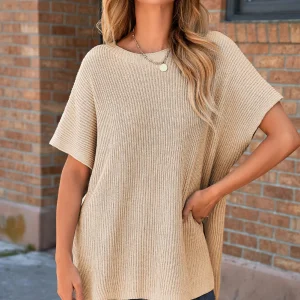 Pull surdimensionné a manches courtes et fente latérale