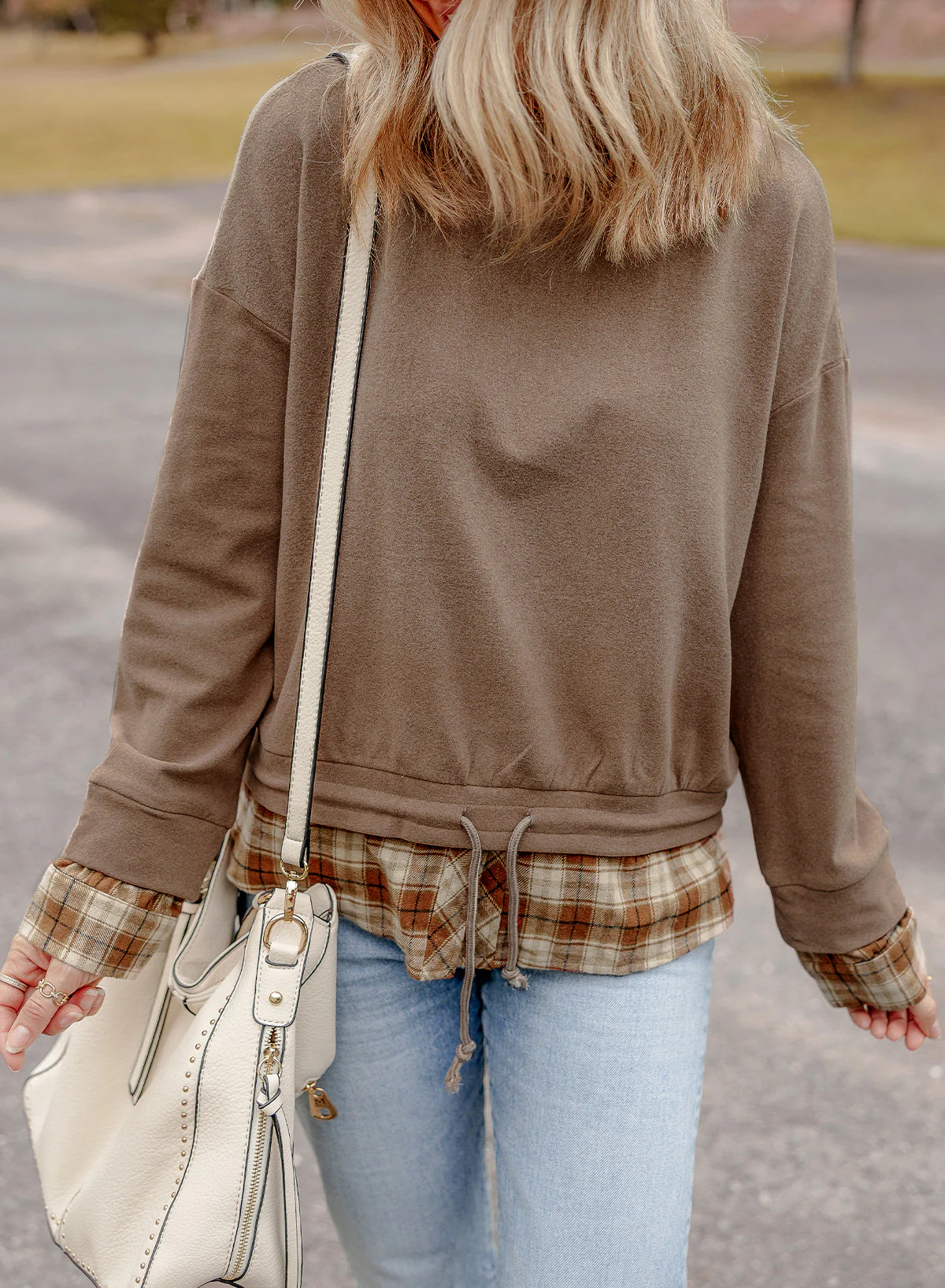 Chemisier a col montant et patchwork a carreaux – Image 7