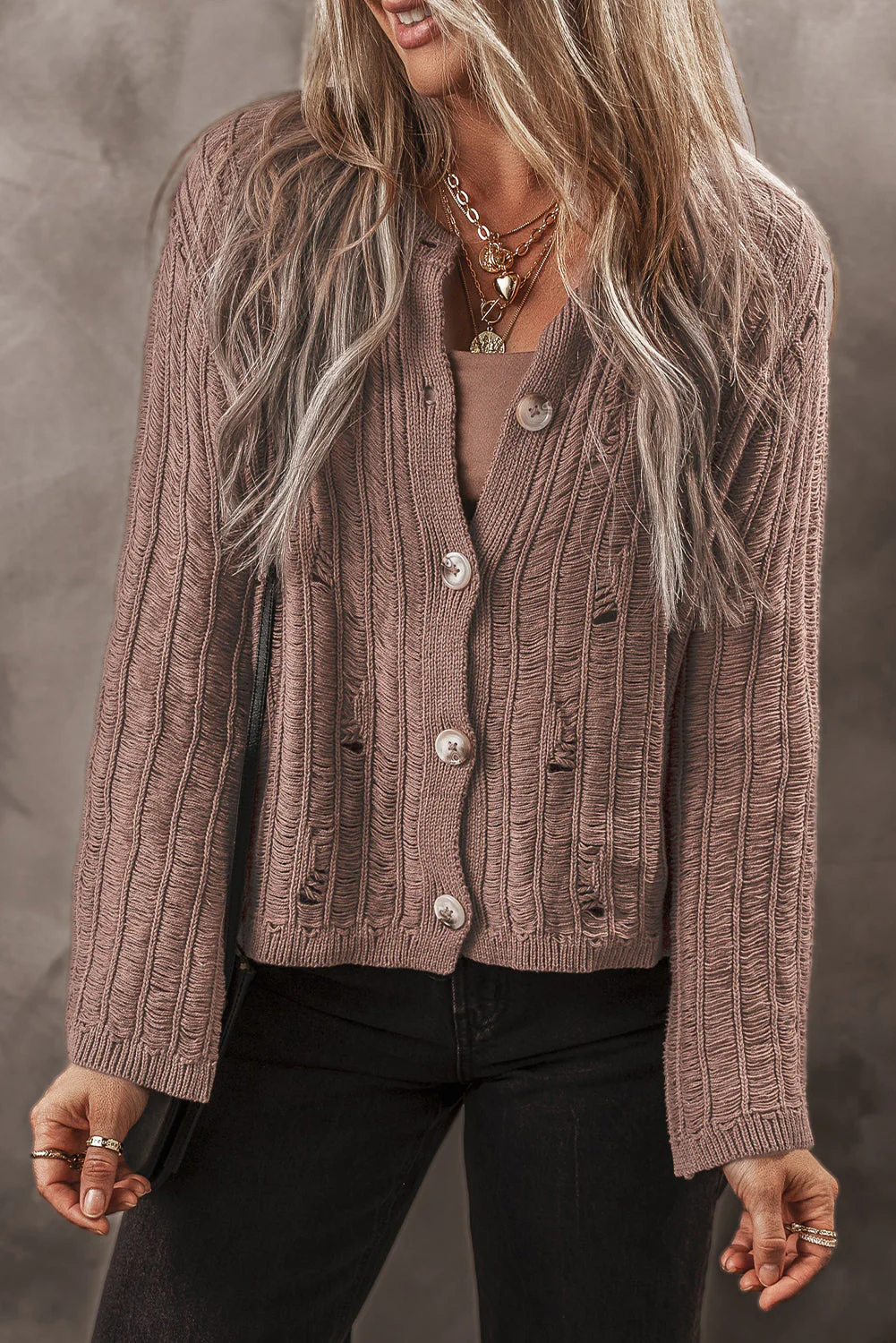 Cardigan boutonné en tricot texturé découpé – Image 4