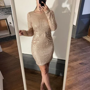 Robe sequin