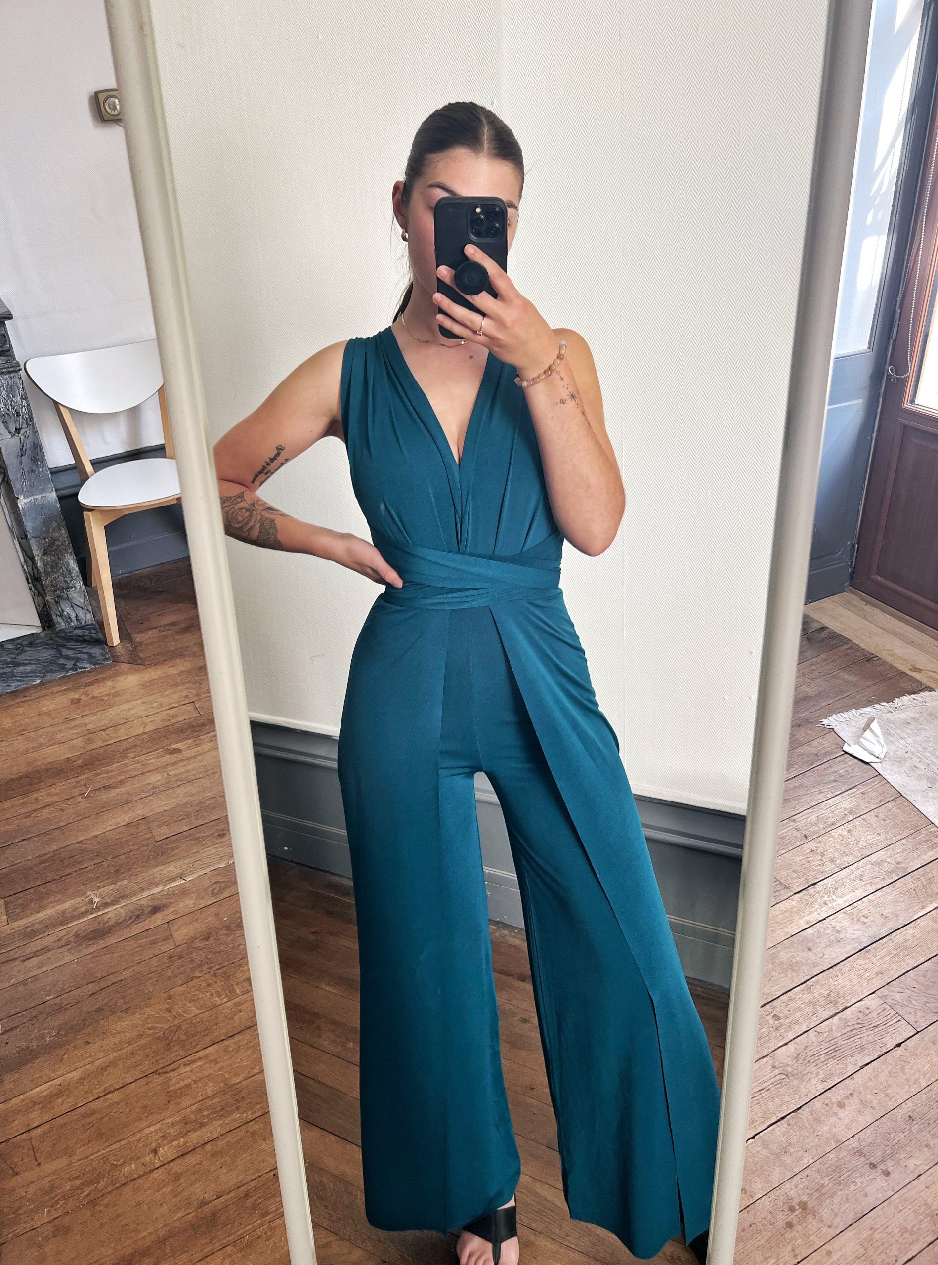 Combinaison fendue à nouer