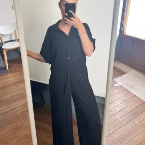 Pantalon d’ensemble plissé